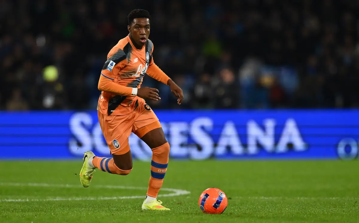 Manchester United monitoruje 17-letniego obrońcę Atalanty