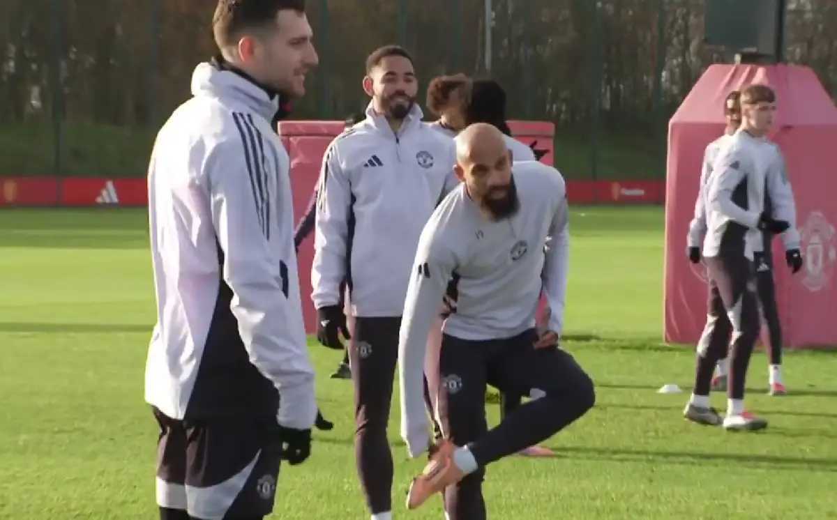 Trzech zawodników Manchesteru United opuściło trening przed meczem z Bournemouth