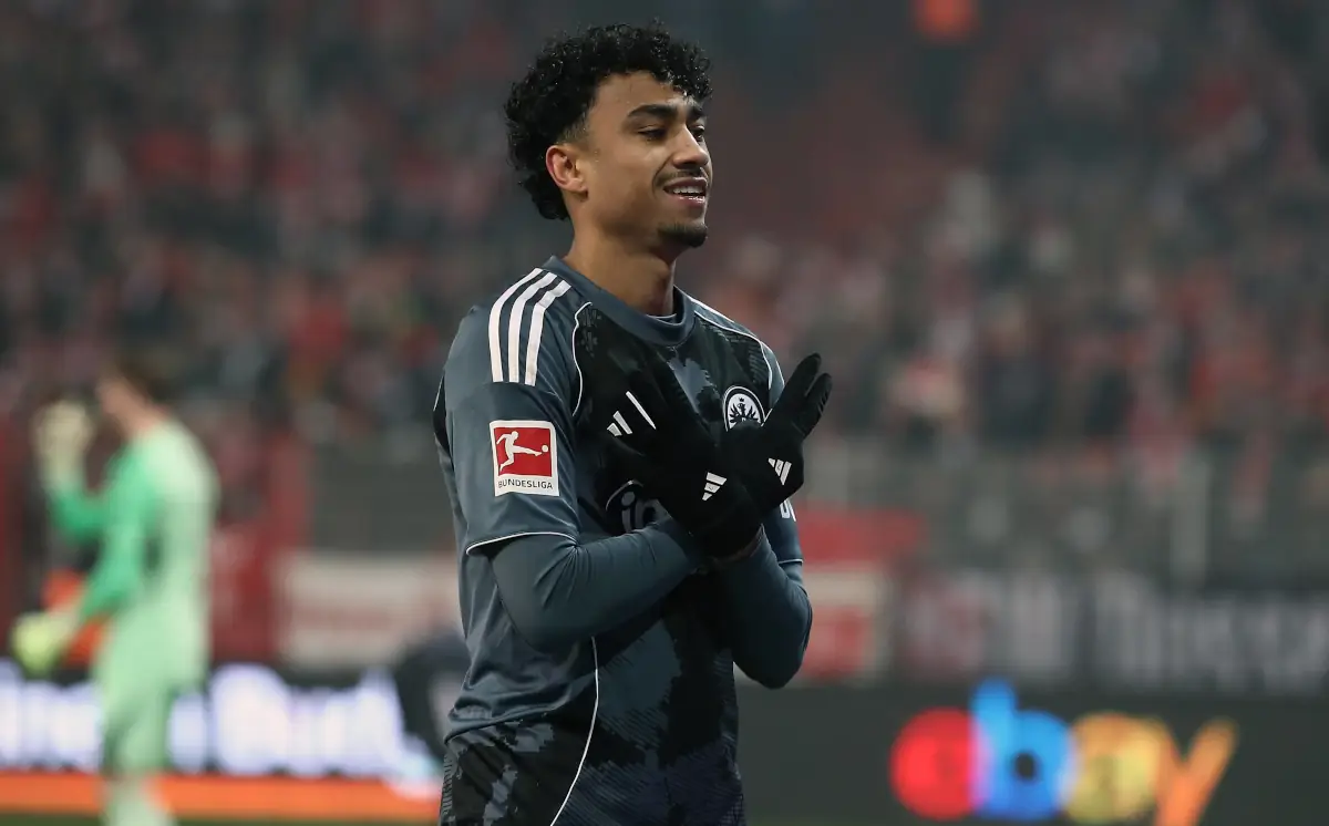 Utalentowany obrońca Eintrachtu na celowniku Manchesteru United