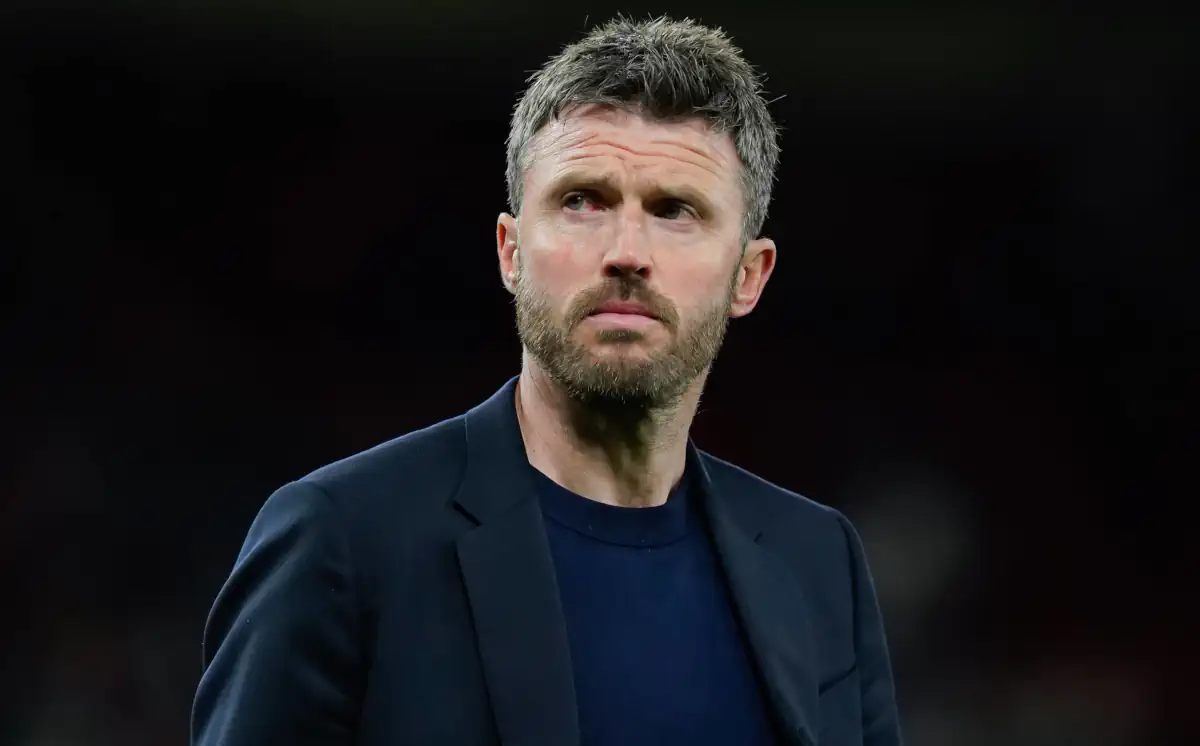 Manchester United analizuje trenerskie scenariusze, Carrick nadal faworytem