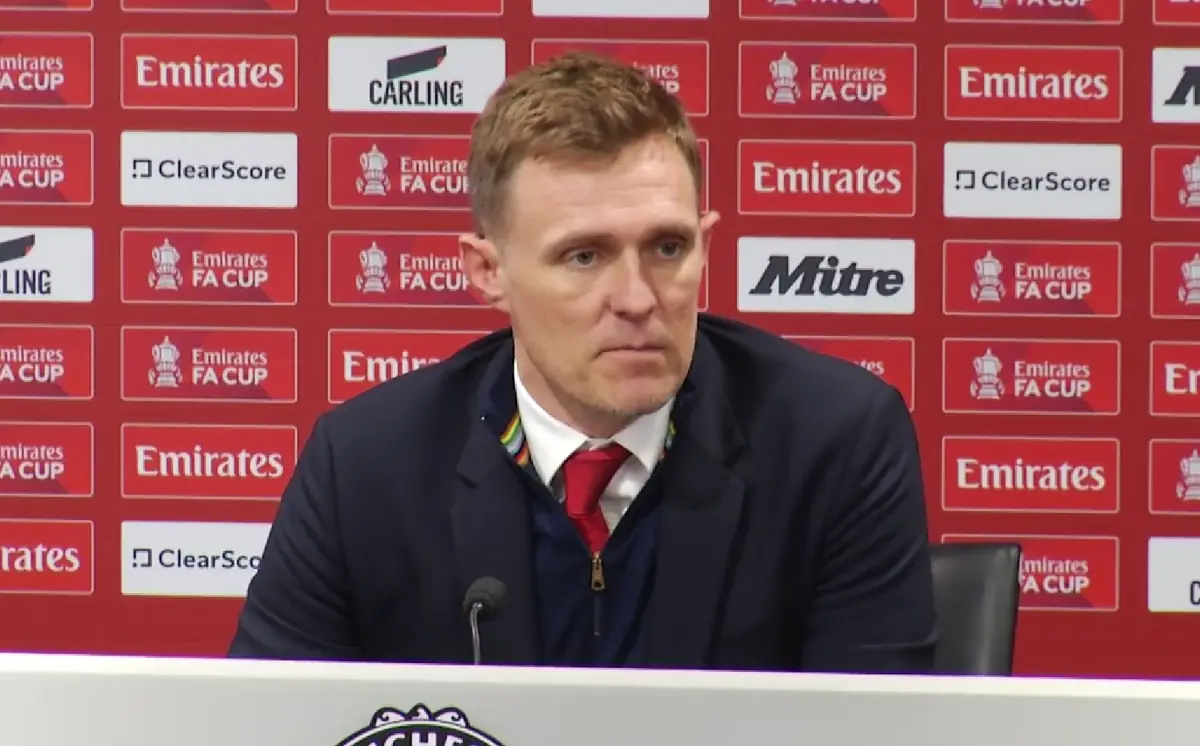 „Piłkarze są przybici, rozczarowani i cierpią”. Fletcher po meczu z Brighton