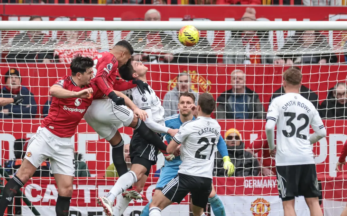Manchester United - Fulham 3:2. Zwycięska seria przedłużona po szalonej końcówce!