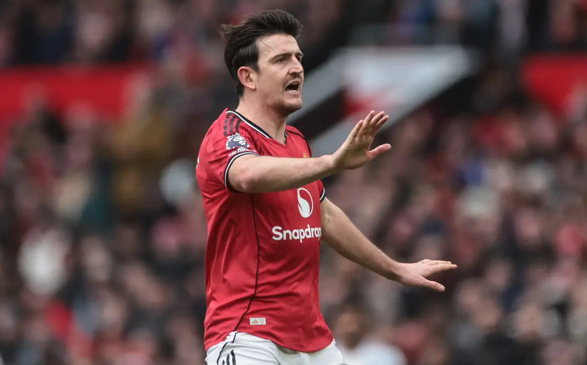 „Rozmowy trwają”. Jakie plany ma Manchester United wobec Maguire’a?