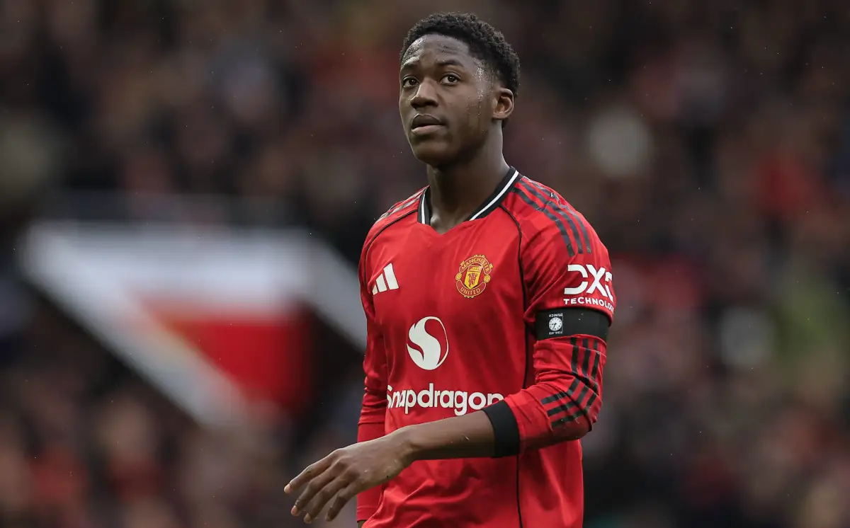 Manchester United chce wyjaśnić przyszłość Mainoo do końca sezonu