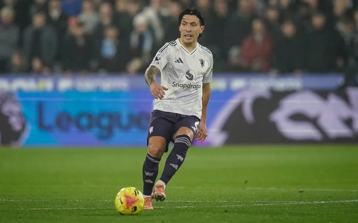 Jakie plany transferowe ma Manchester United wobec Lisandro Martineza?