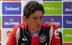 „Wiemy, kogo musimy uciszyć”. Trener Brentfordu przed meczem z Manchesterem United