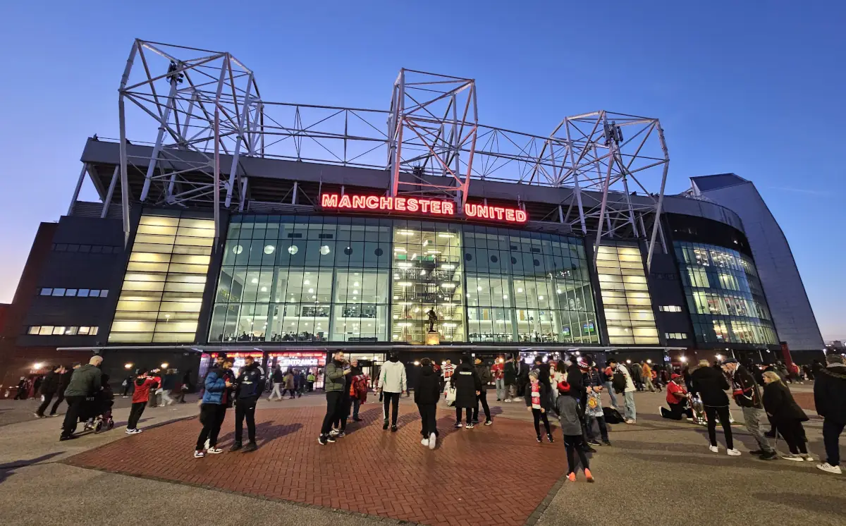 Manchester United pracuje nad wypożyczeniami dwóch młodych zawodników