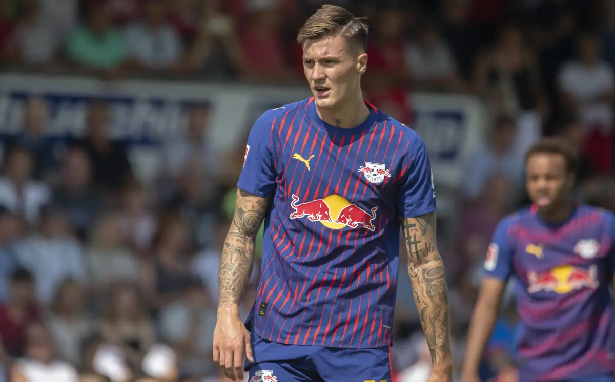 Benjamin Sesko jedną z dwóch opcji analizowanych przez Manchester United