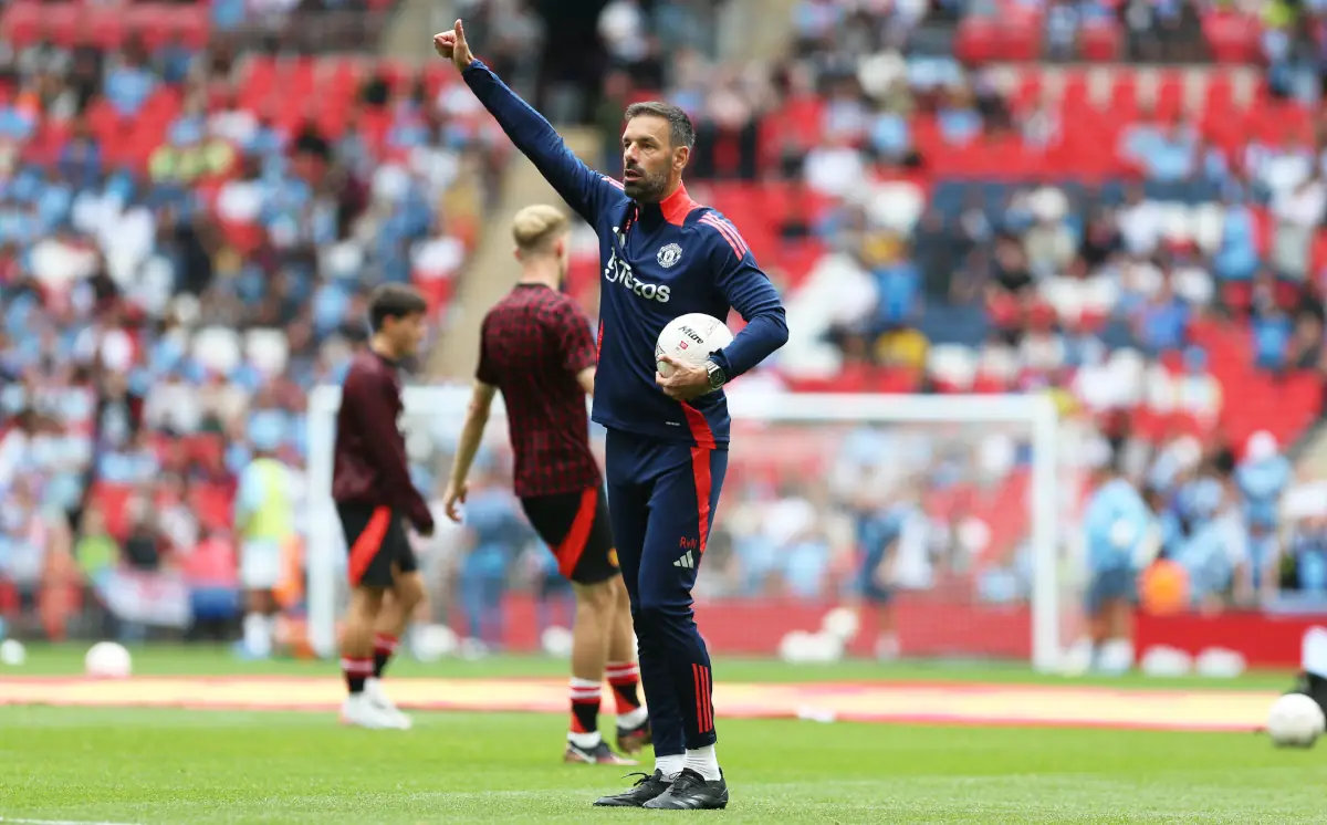 Van Nistelrooy zarekomendował Manchesterowi United transfer napastnika