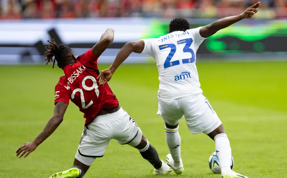 Manchester United przyspieszy rozmowy kontraktowe z Wanem-Bissak